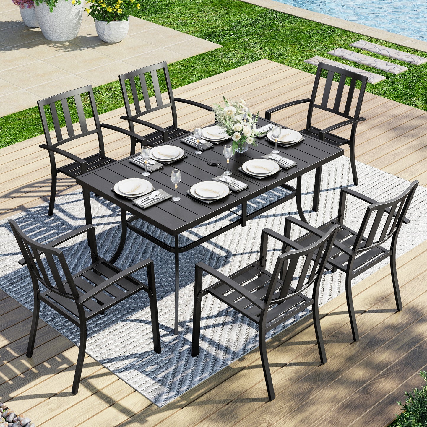 Captiva Designs 7 件套露台餐桌椅套装，配有带板顶的矩形桌子和带剥离式靠背的金属可堆叠椅子