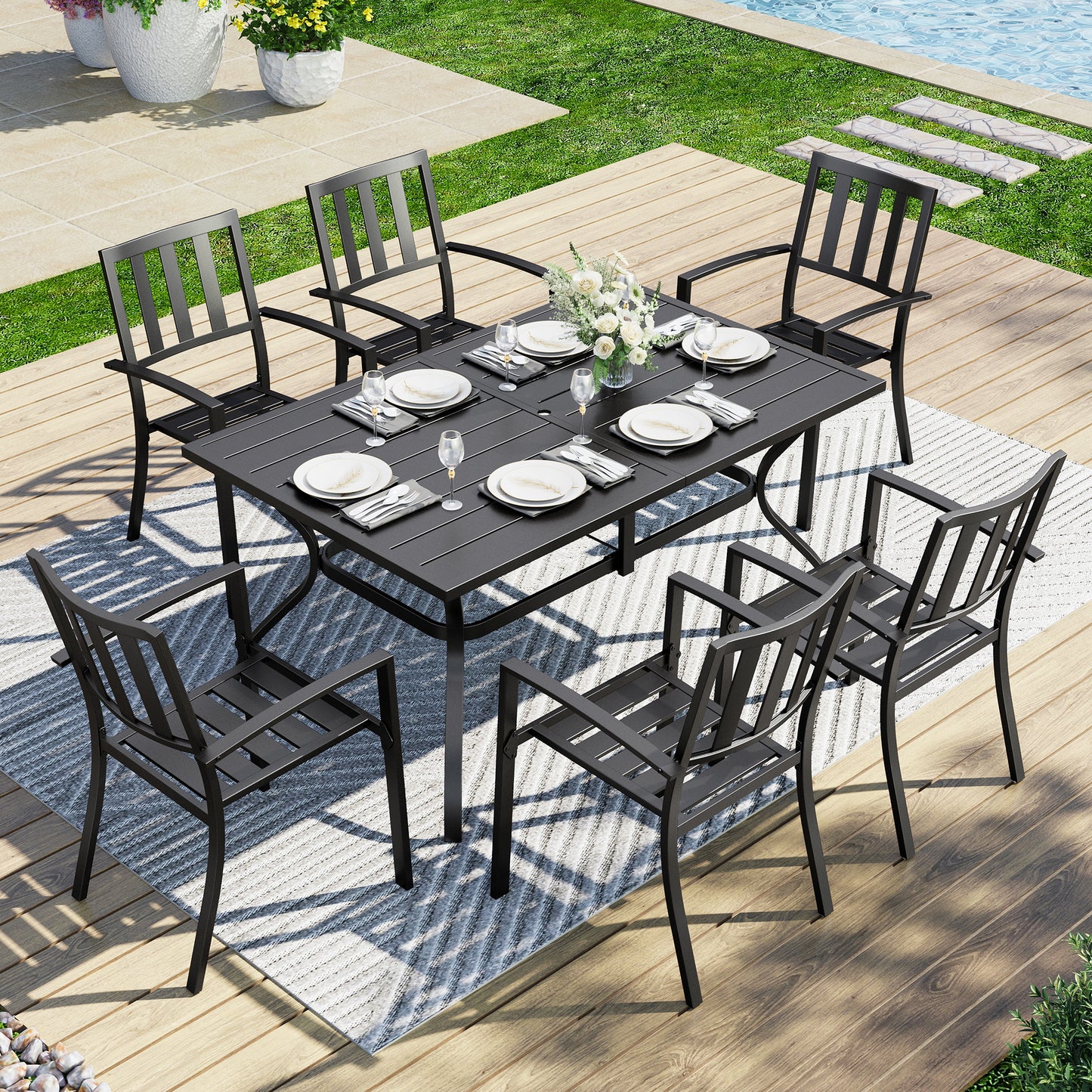 Captiva Designs 7 件套露台餐桌椅套装，配有带板顶的矩形桌子和带剥离式靠背的金属可堆叠椅子