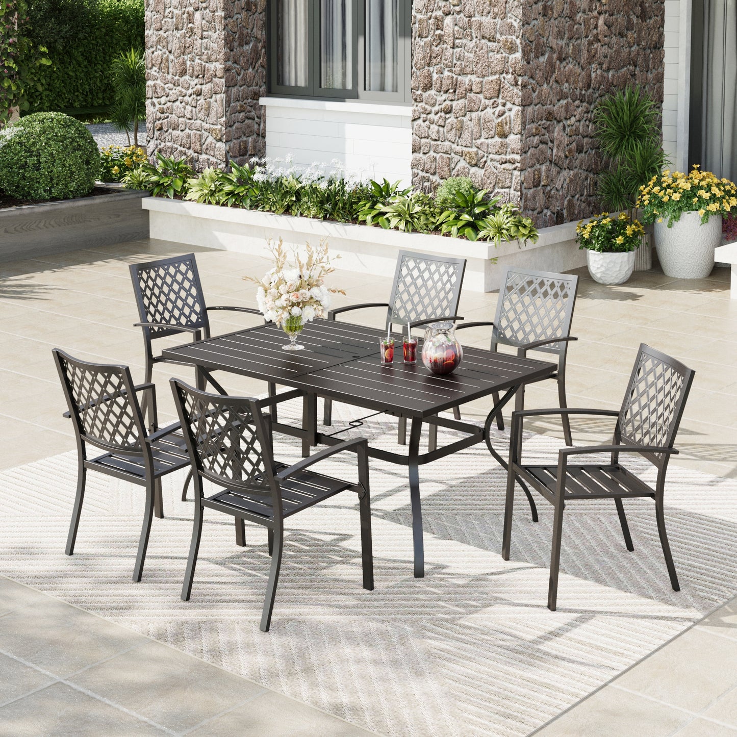 Captiva Designs 7 件套露台餐桌椅套装，配有带板顶的矩形桌子和带剥离式靠背的金属可堆叠椅子