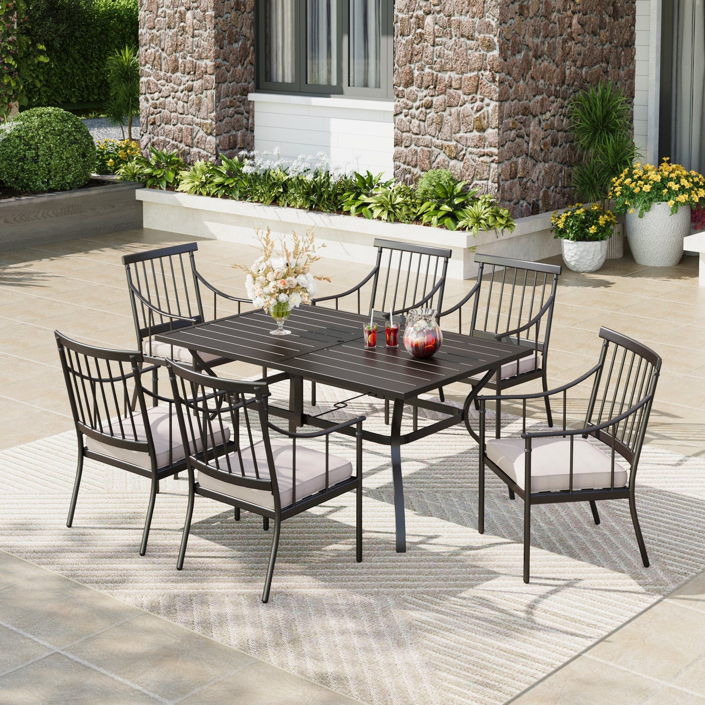 Captiva Designs 7 件套露台餐桌椅套装，配有带顶板的矩形桌子和时尚的固定扶手椅