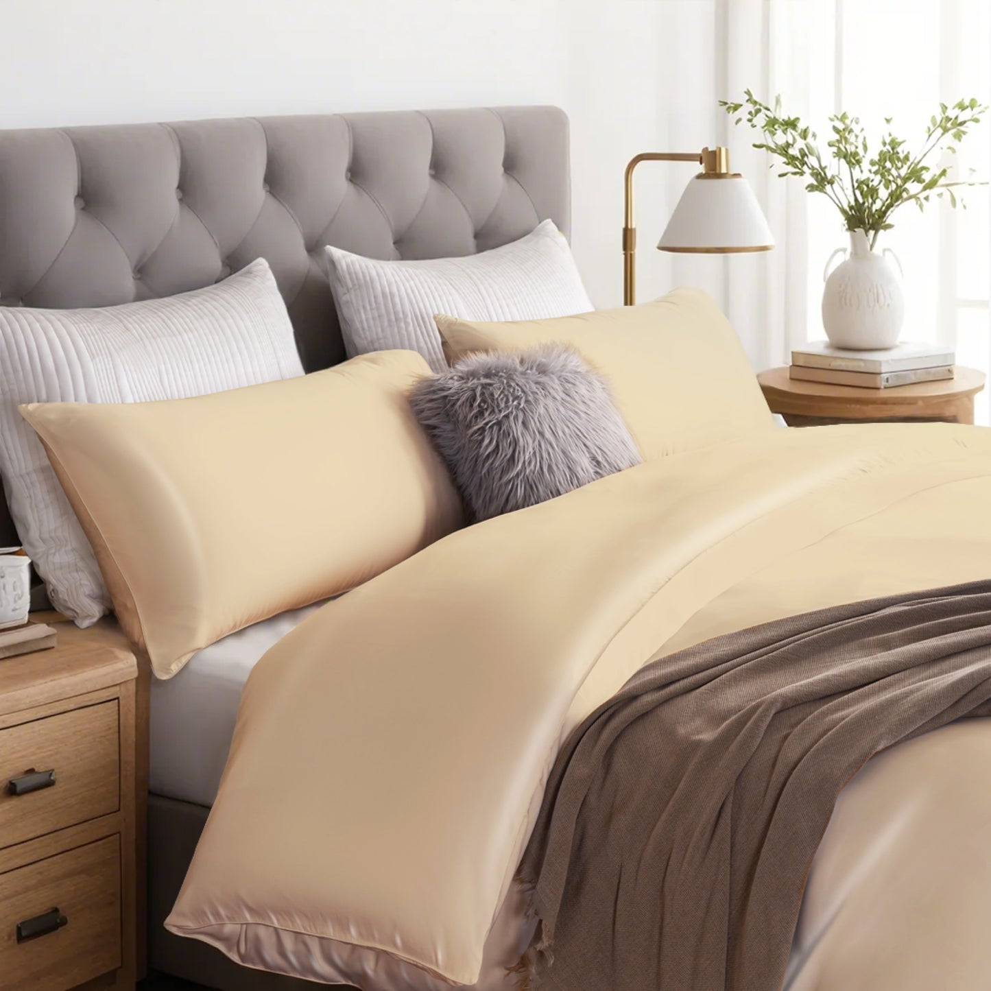 Captiva Designs Luxury Tencel Lyocell Duvet Cover Set, Queen/King, Silky Soft, Cooling & Breathable 3-Piece Bedding