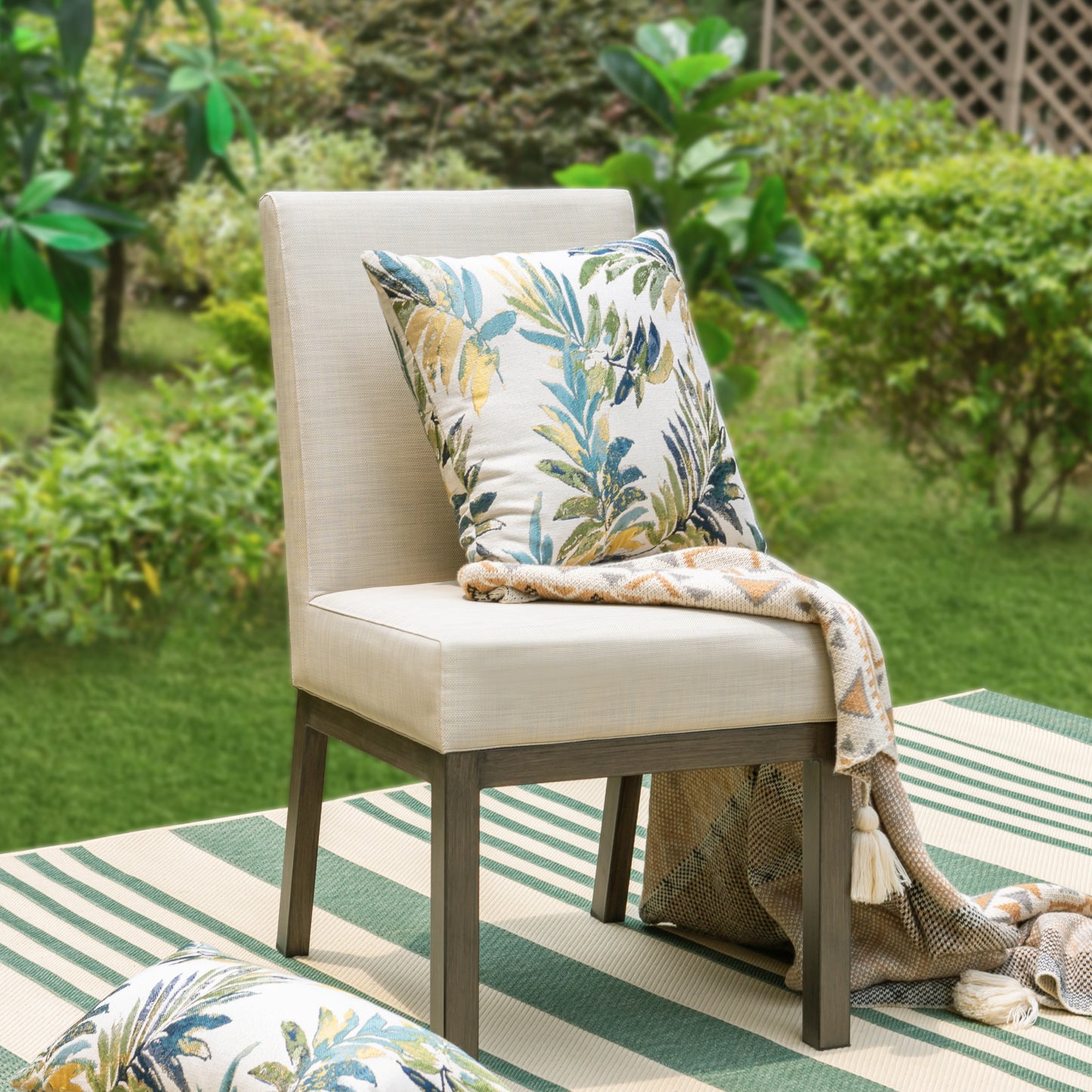 Captiva Designs 7pc Patio Dining Set Wood-look Rectangle Table & Cushioned Metal Chairs